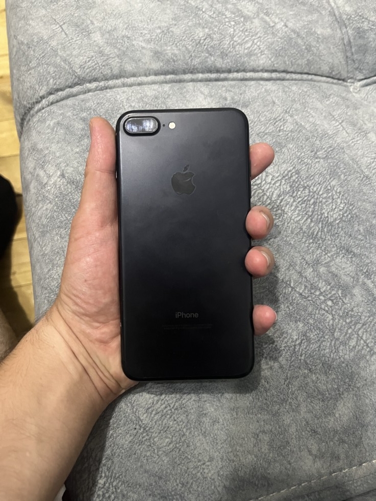 Apple iPhone 7 Plus 32 GB