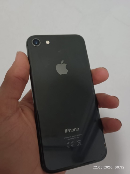 Apple iPhone 8 64 GB