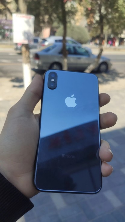 Apple iPhone X 64 GB