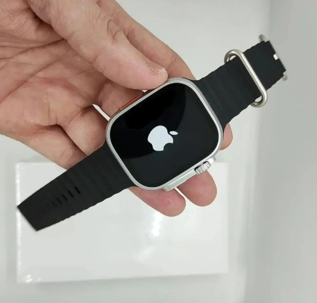 Apple Watch 8 ULTRA