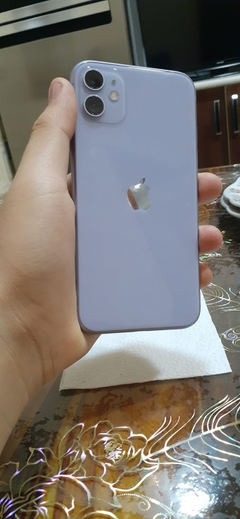 Apple iPhone 11 64 GB