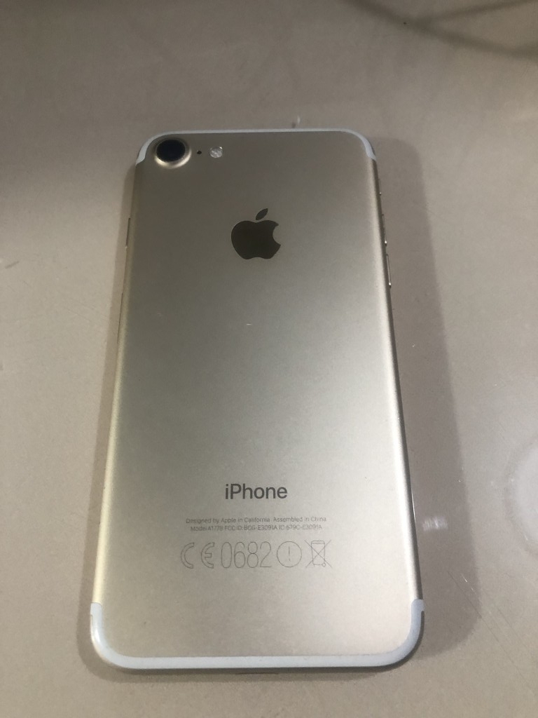 Apple iPhone 7 32 GB