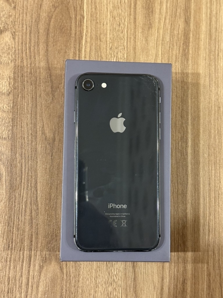 Apple iPhone 8 64 GB