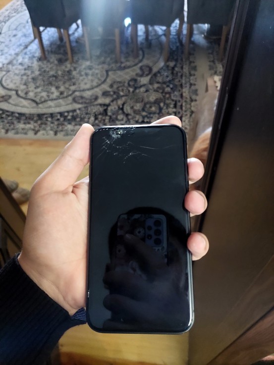 Apple iPhone 11 64 GB