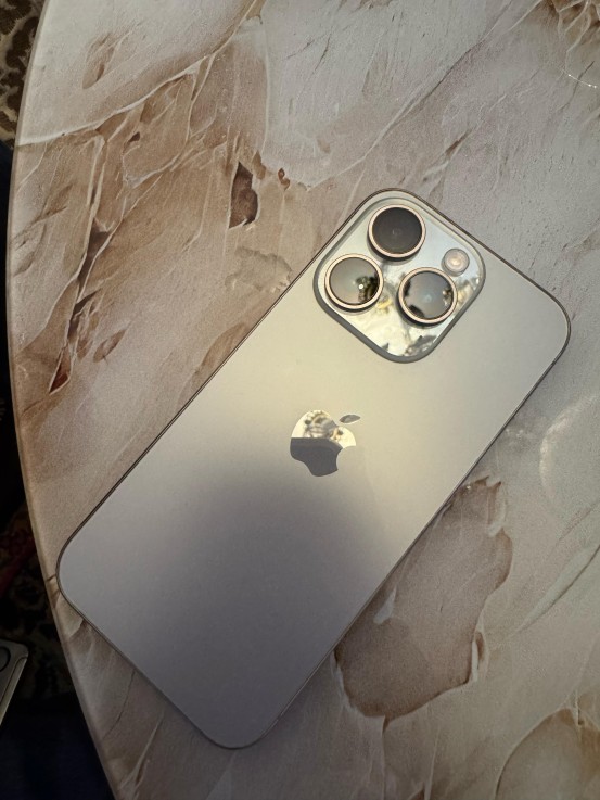 Apple iPhone 15 Pro 256 GB