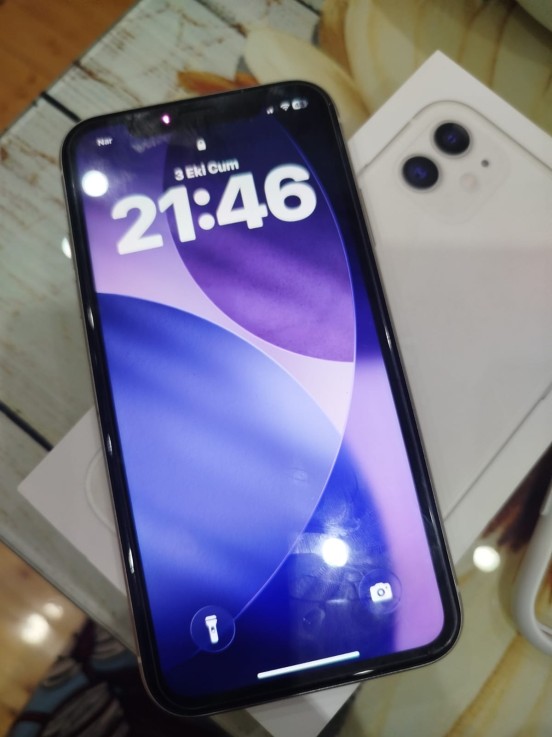 Apple iPhone 11 64 GB