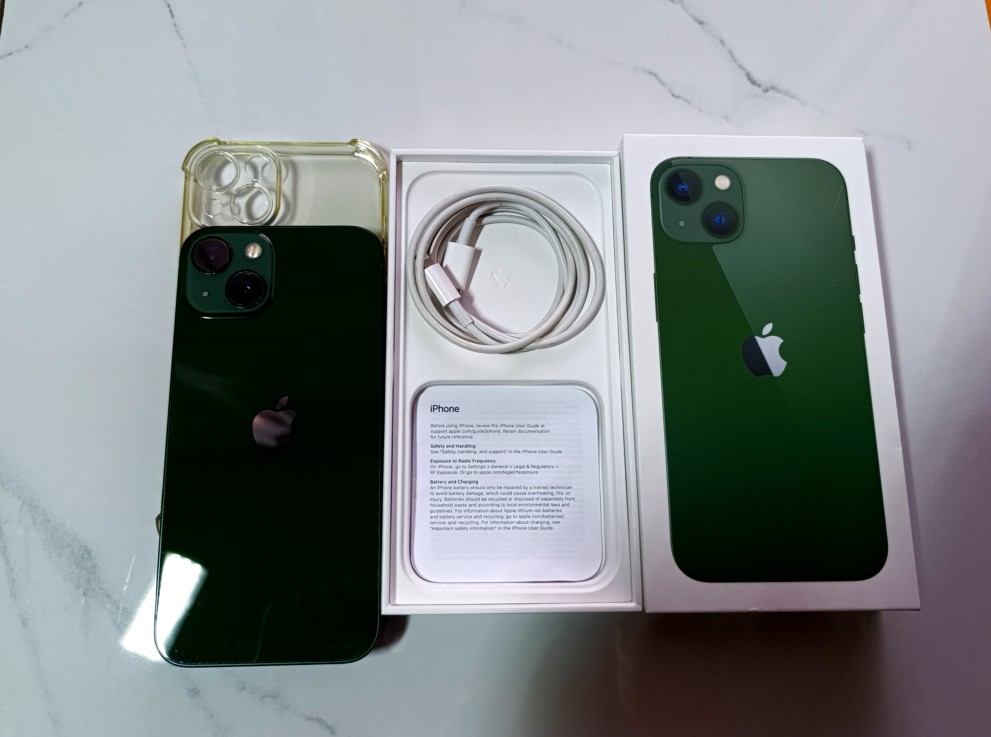 Apple iPhone 13 128 GB